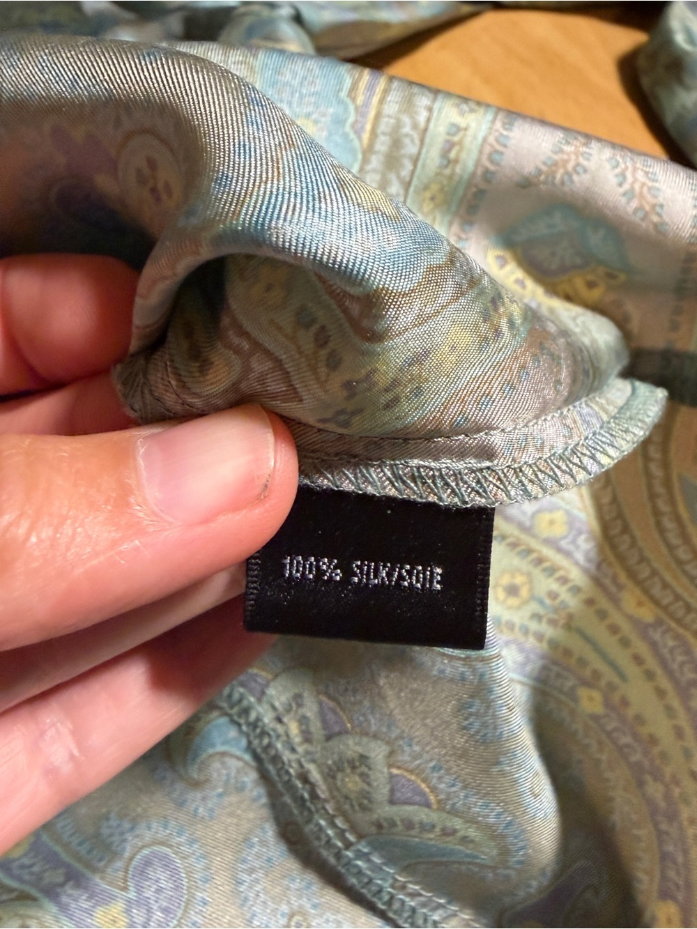 Lafayette 148 New York 100% Silk Light Blue & Sea Foam Paisley Button-Down Shirt - Picture 6 of 10